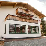 Haus Arnika
